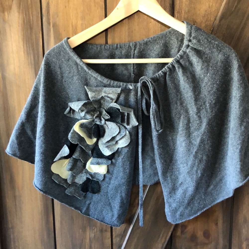 BCBG silk/cashmere shawl